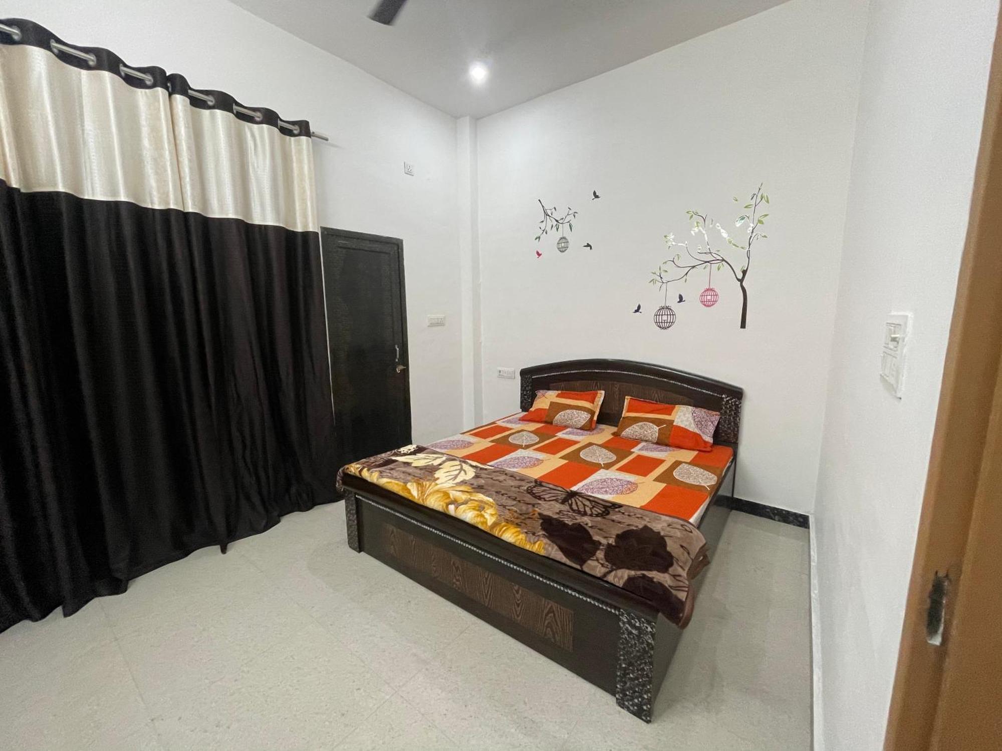Rukmani Villas Group Of Rukmani Home Stay Mathura Exterior foto